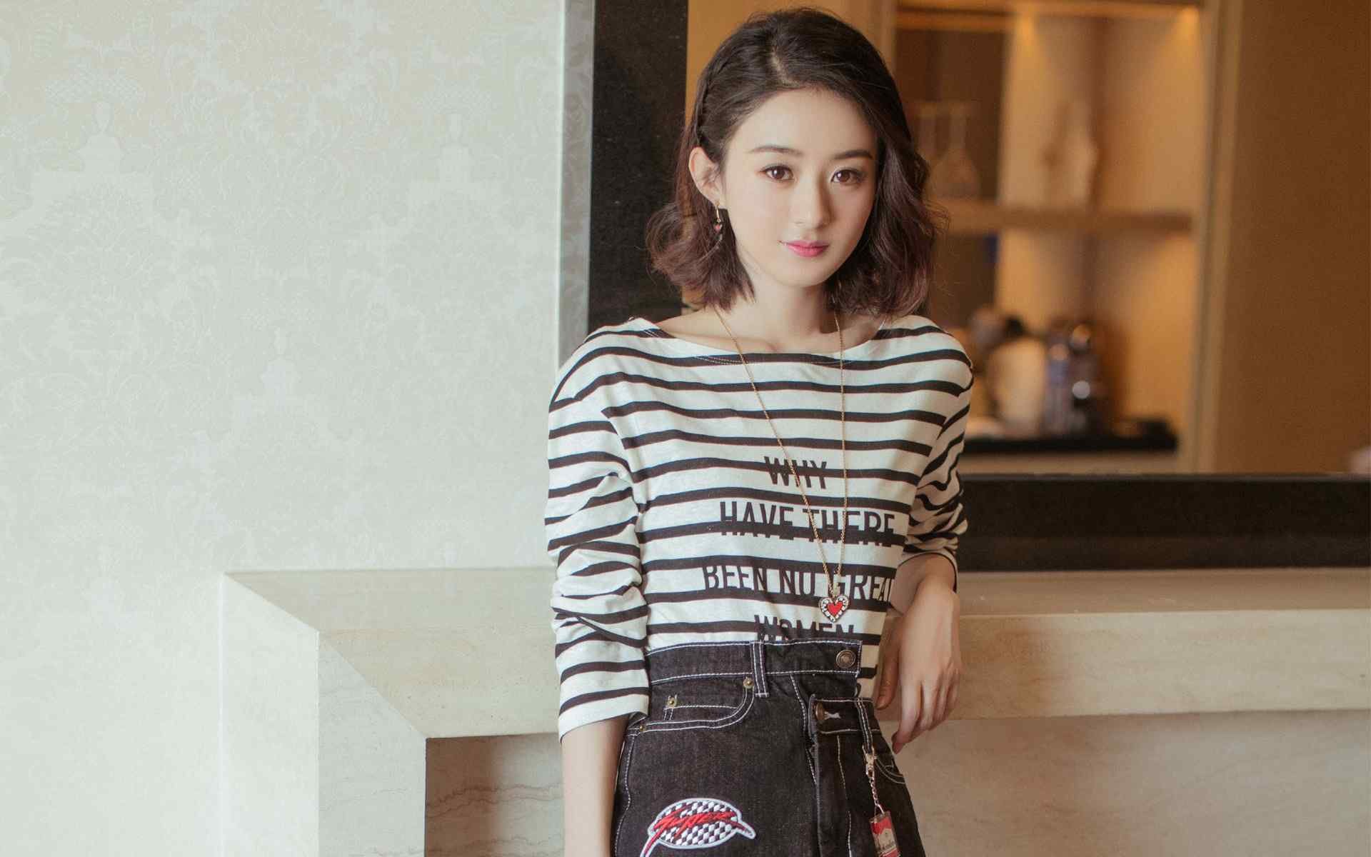 内线争霸：篮下强硬对抗的精彩瞬间，内线打法