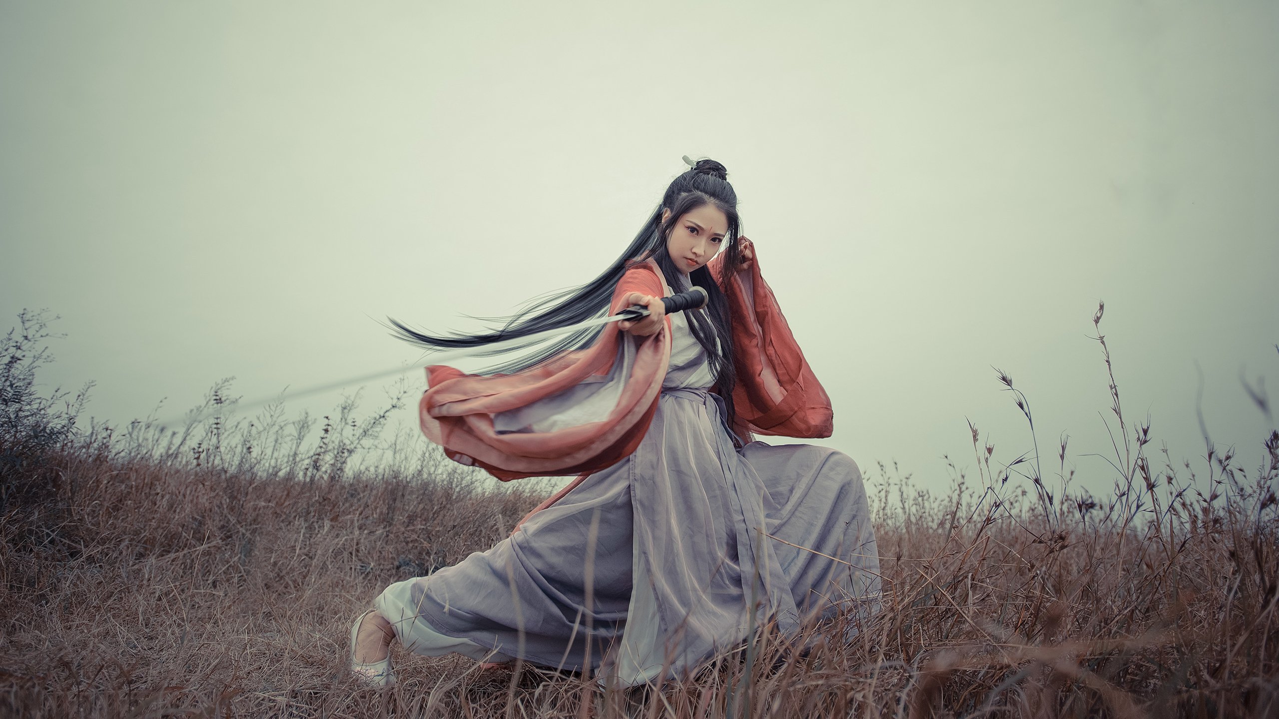 爱游戏体育APP下载-库里在对阵掘金的比赛中，上演“远距离绝杀”封神一役！，库里单节22分打掘金